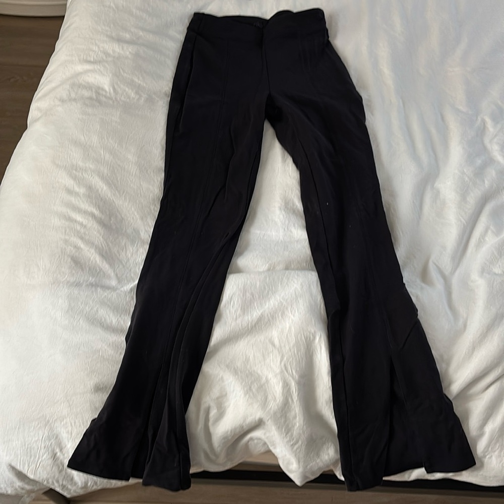 Alo Flare Leggings